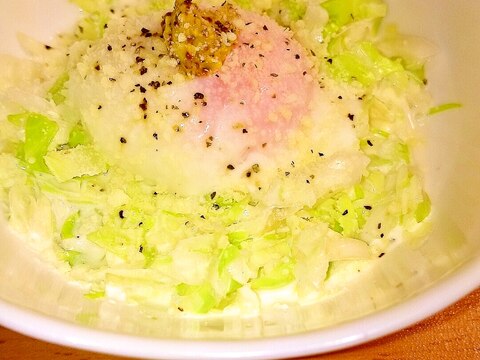 カフェ風 温たまキャベツサラダ